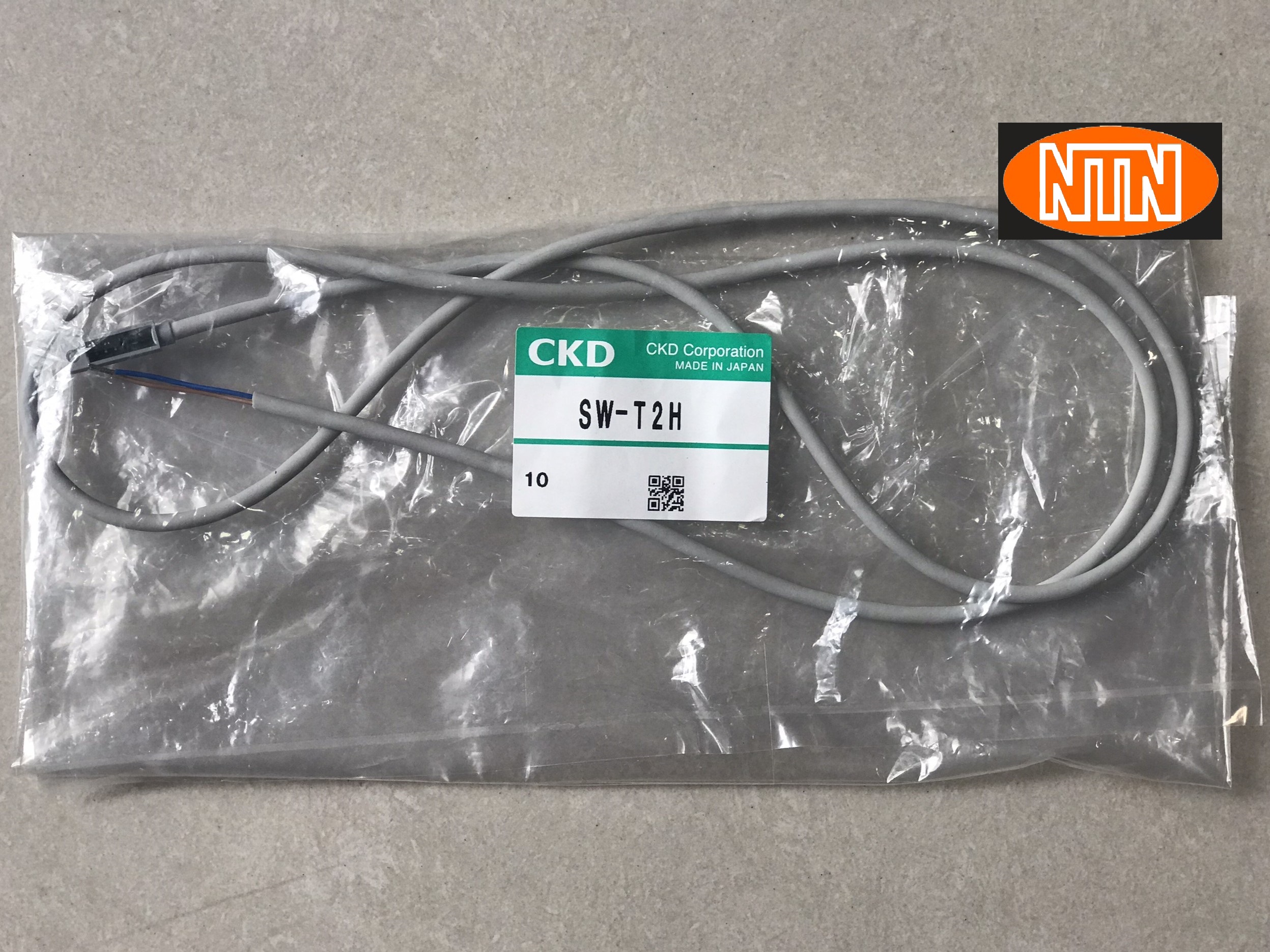 CKD CORP SW-T2YLH Solenoid Valve (Brand New, Original Packaging)