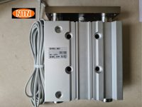 SMC MGPM32-50AZ-M9BWL Xy lanh khí nén