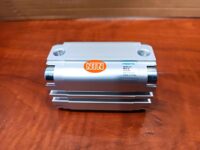Compact cylinder Festo ADVU-32-40-P-A xy lanh compact