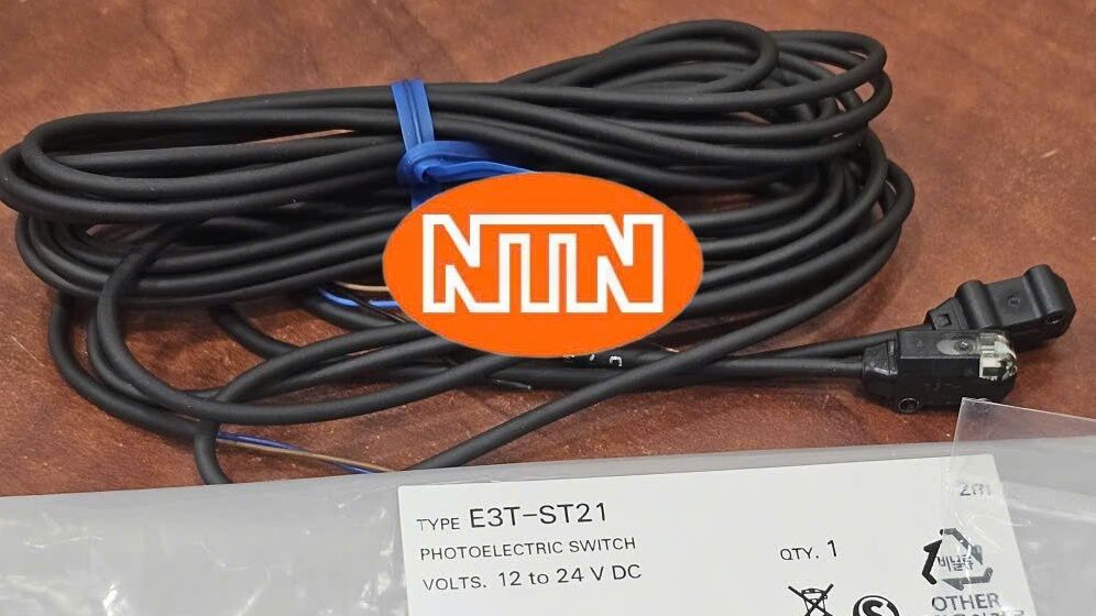 Photoelectric Sensor Omron E3T-ST21 Cảm biến quang